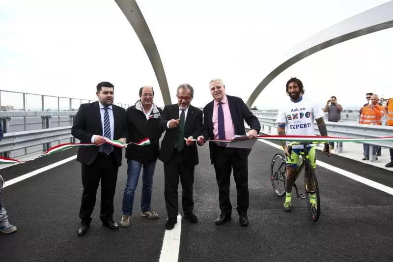 Inaugurato ponte collegamento con Expo